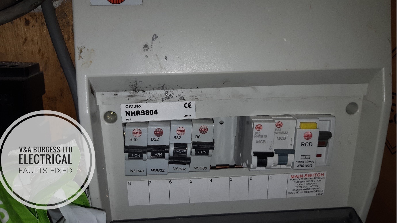 Power Trip? Find Your Fuse Box   Fast & Easy! - uk03y4v